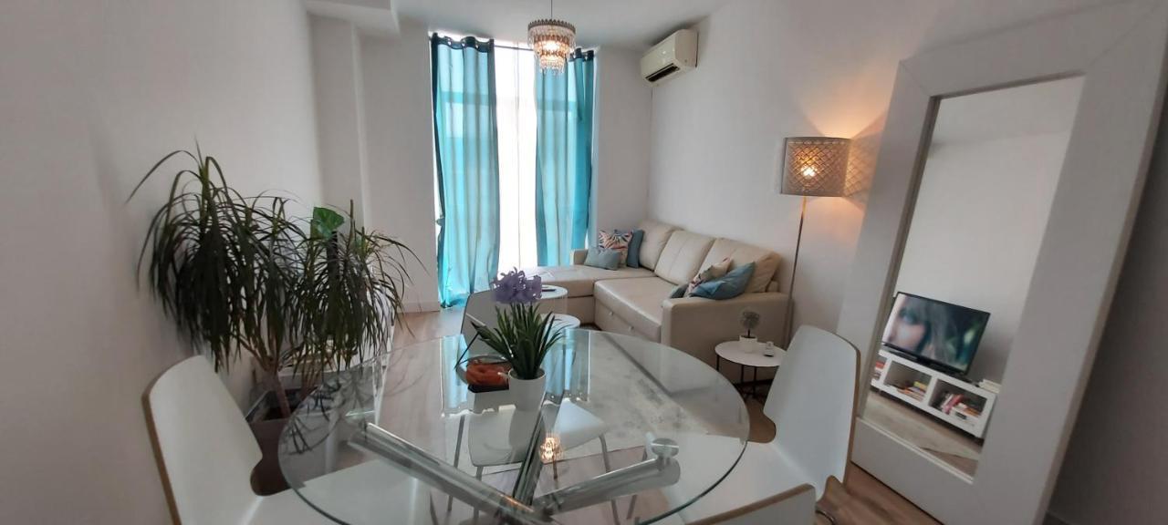 Malaga Centro Terraza Apartment Luaran gambar